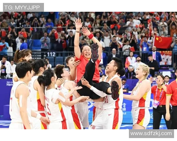 亚运会精彩回顾：北京足球队展现卓越团队协作精神与默契配合